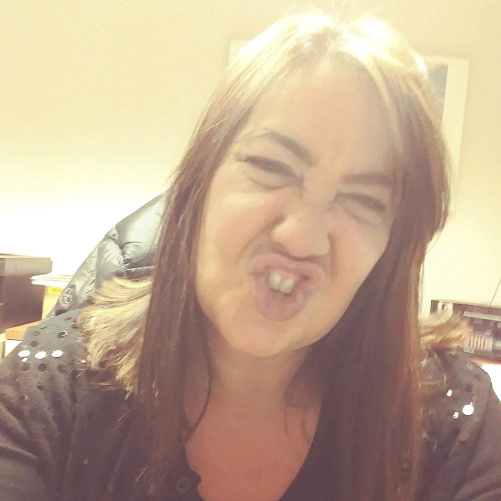 Meet your Posher, Dana
